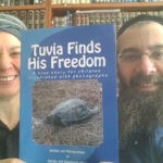 Rabbi Eliyahu and Shoshanah Shear with their book Tuvia Finds His Freedom